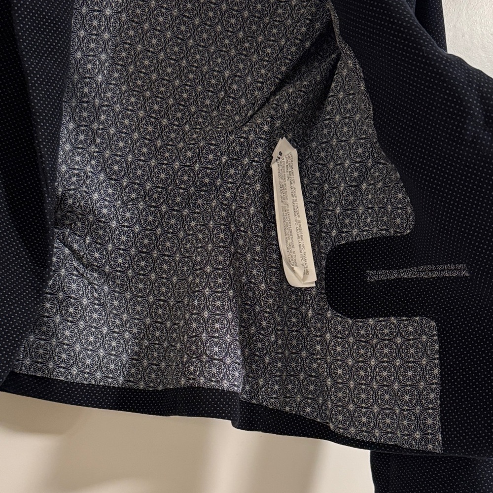 Zara Basic Women's Blazer - image 3